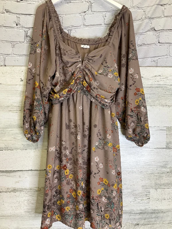 Brown Dress Casual Short Maurices, Size Xl