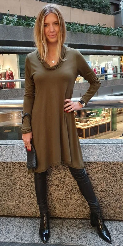 Turtle Neck Dress By Origen